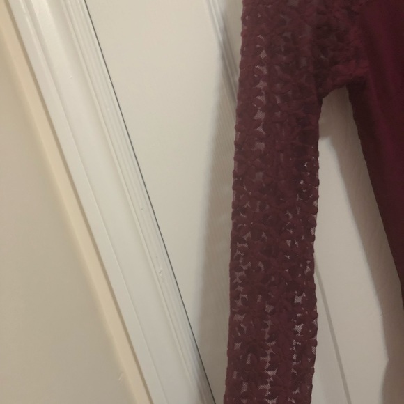 Beautiful Maroon Crop Top - Picture 5 of 5